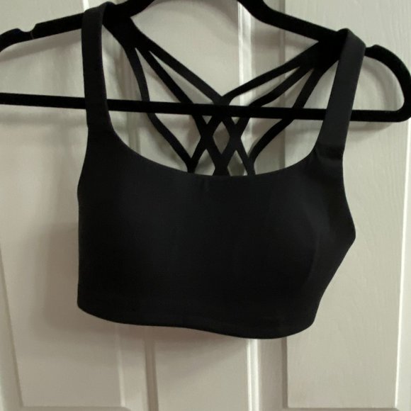 Lululemon Sports Bra, Shorts and leggings - Picture 4 of 6